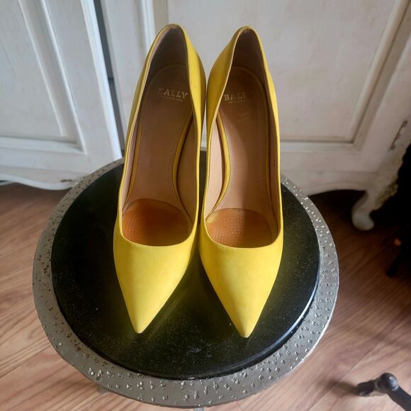 Bally Betaf Ukna Pointed Toe Yellow Suede Pumps Shoes Sz 38 Or 7 - Picture 6 of 8
